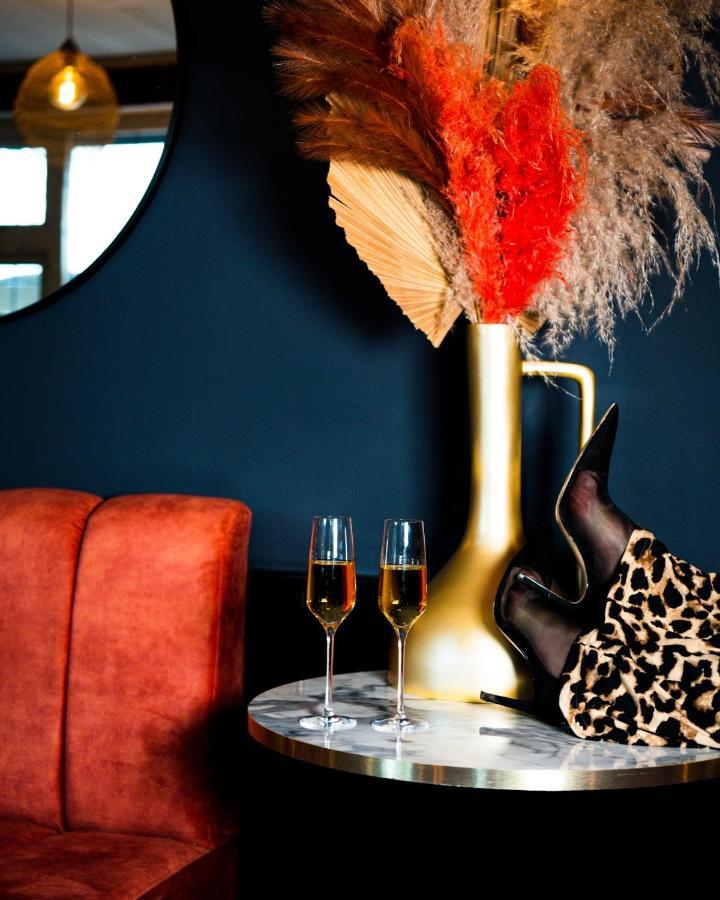 Boutique Hotel Hoog Soeren Bagian luar foto