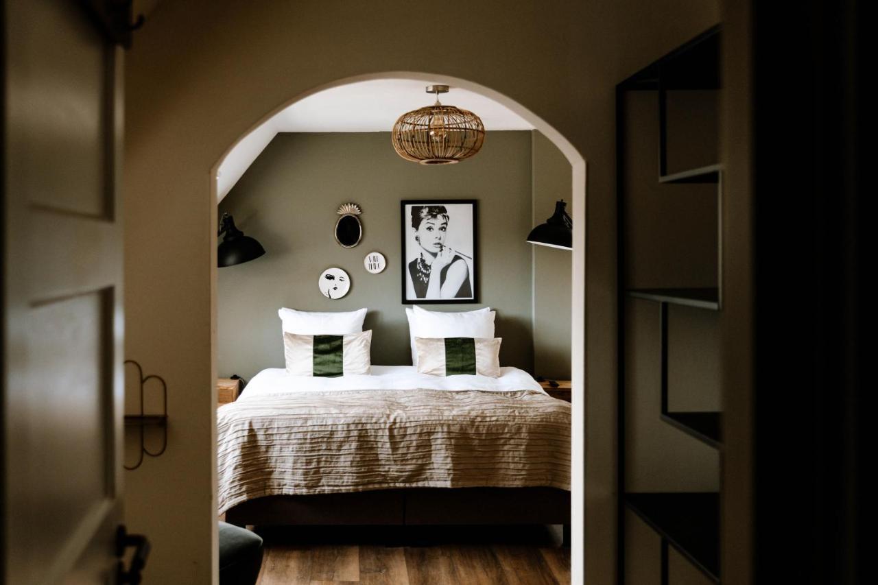 Boutique Hotel Hoog Soeren Bagian luar foto